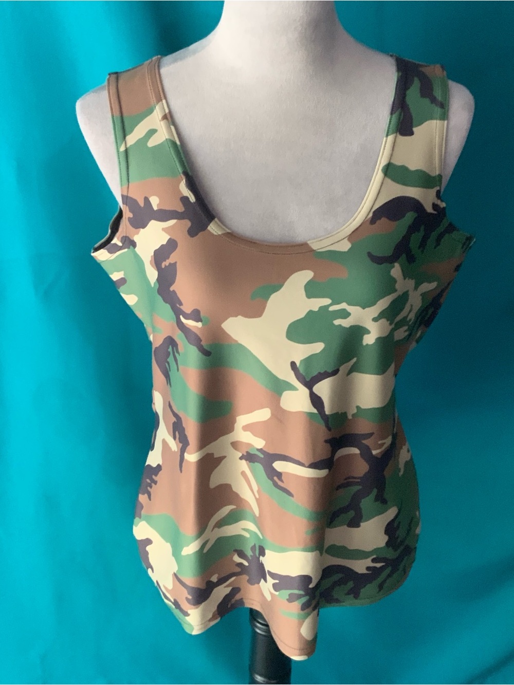 MOEBUN’S.COM, WOMENS’ FITTED CAMOUFLAGE TANK TOP W/CLASSIC WOODLAND CAMO PRINT
